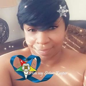 Meet your Posher, Crystal